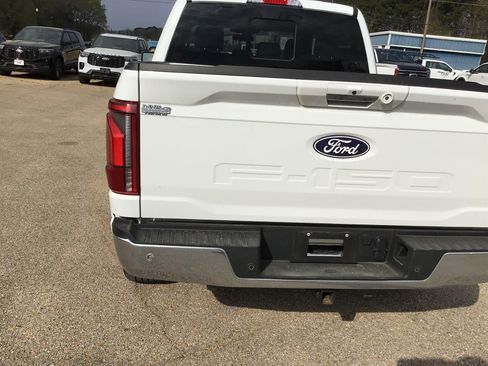 Used 2024 Ford F150 Lariat w/ FX4 Off-Road Package image 10