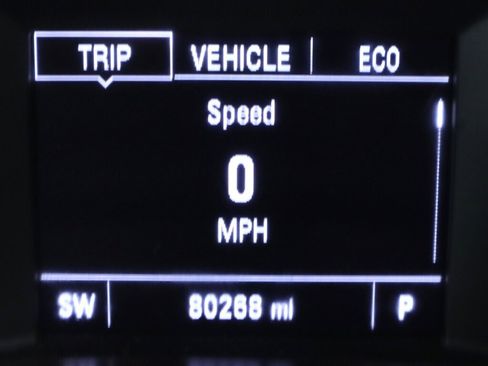 Used 2020 Chevrolet Equinox LS image 12