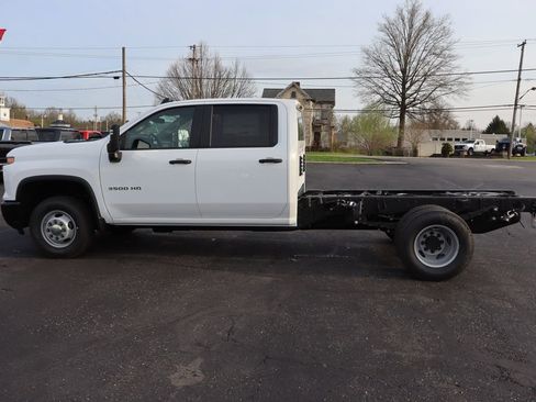 New 2026 Chevrolet Silverado 3500 W/T w/ WT Convenience Package AWD/4WD image 16