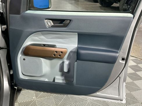 Used 2023 Ford Maverick Lariat w/ Lariat Luxury Package image 37