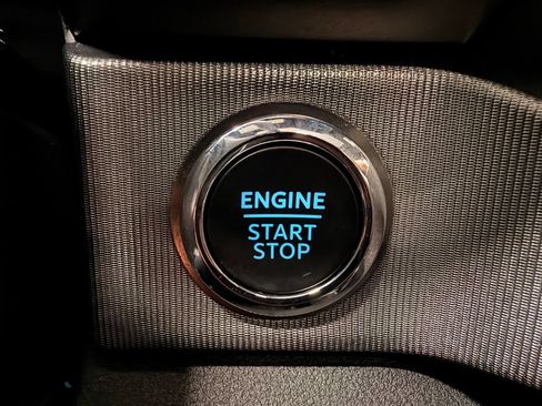 Used 2026 Ford F250 Platinum AWD/4WD image 42