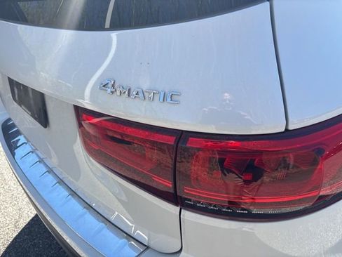 Used 2020 Mercedes-Benz GLB 250 4MATIC image 8