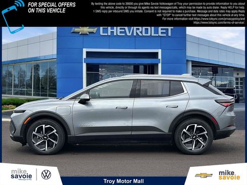 Used 2026 Chevrolet Equinox EV LT FWD image 2