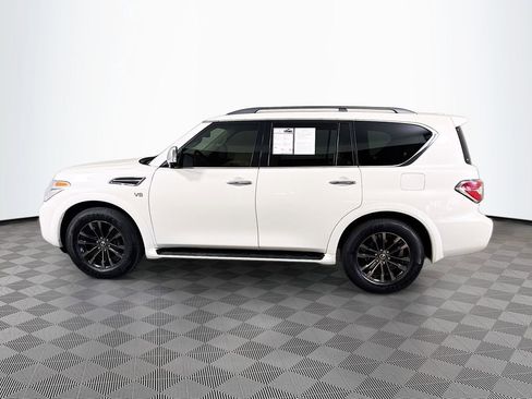Used 2020 Nissan Armada Platinum w/ Captain's Chairs Package RWD image 4