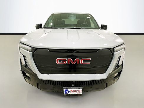 New 2026 GMC Sierra EV Elevation image 33