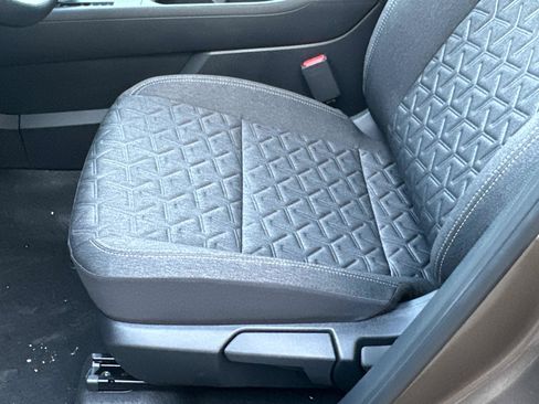New 2026 Nissan Kicks SV w/ Interior Electronics Package AWD/4WD image 23