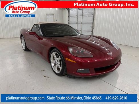 Used 2007 Chevrolet Corvette Convertible w/ Preferred Equipment Group RWD image 9