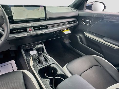 New 2026 Kia K4 GT-Line FWD image 25