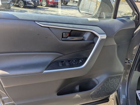 Used 2025 Toyota RAV4 LE image 11