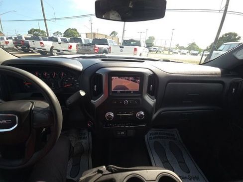 Used 2024 GMC Sierra 1500 Pro w/ Graphite Edition AWD/4WD image 13