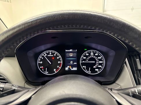 Used 2021 Subaru Outback Premium image 16