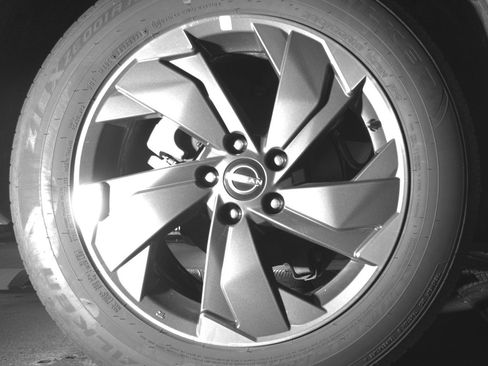Used 2025 Nissan Rogue SV FWD image 15