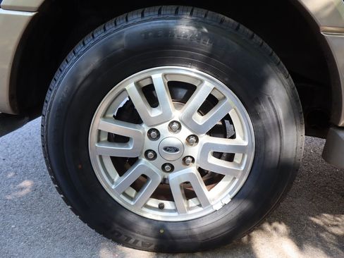 Used 2011 Ford Expedition EL XLT w/ 201A Rapid Spec Order Code AWD/4WD image 44