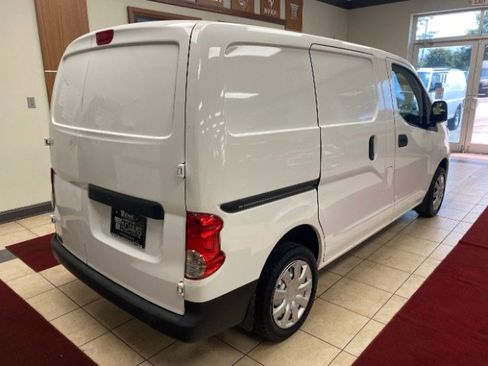 Used 2020 Nissan NV200 S image 5