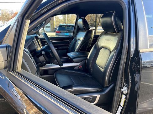 Used 2024 RAM 1500 Laramie image 11