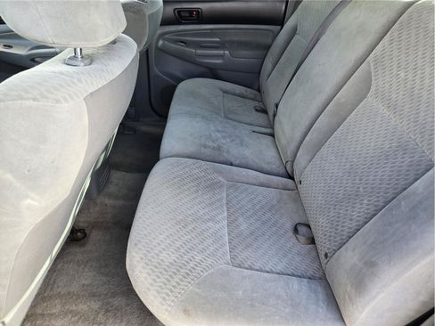 Used 2010 Toyota Tacoma PreRunner RWD image 27