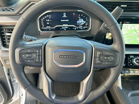 Used 2025 GMC Sierra 3500 Denali Ultimate AWD/4WD image 30