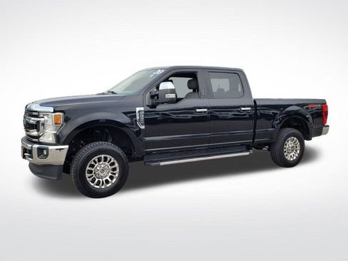 Certified 2020 Ford F250 XLT w/ XLT Premium Package image 5