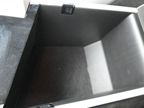 Used 2024 Hyundai Elantra Limited image 20