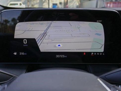 Certified 2025 Chevrolet Equinox LT FWD image 9