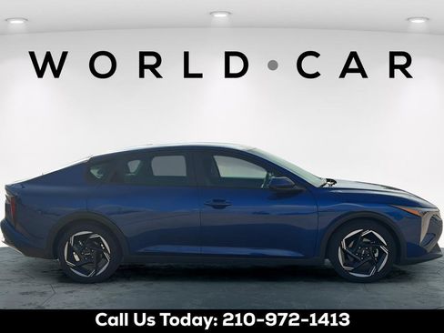 Used 2025 Kia K4 EX FWD image 17