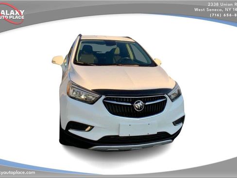 Used 2019 Buick Encore Preferred FWD image 3