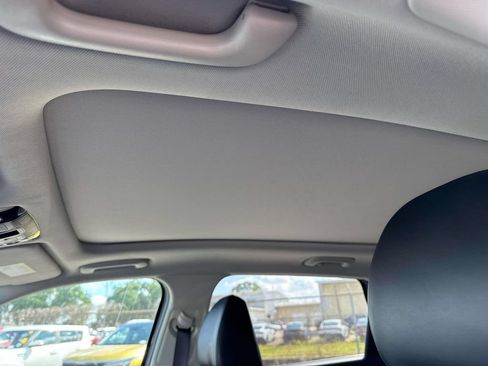 Certified 2025 Kia Sorento S w/ Panoramic Sunroof Package FWD image 11