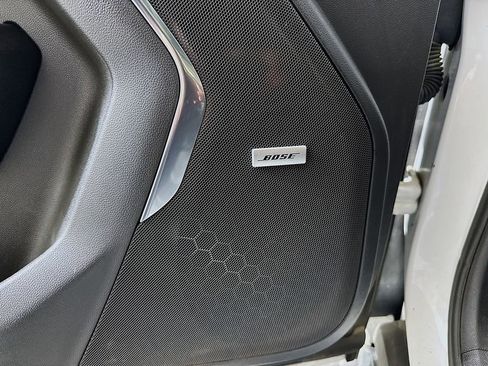 Used 2023 Chevrolet Suburban High Country w/ Advanced Technology Package image 19