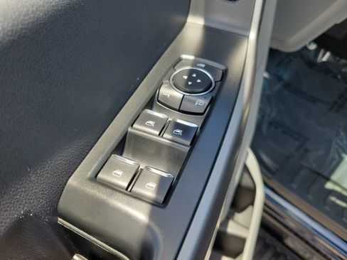 Certified 2025 Ford F250 XLT AWD/4WD image 22