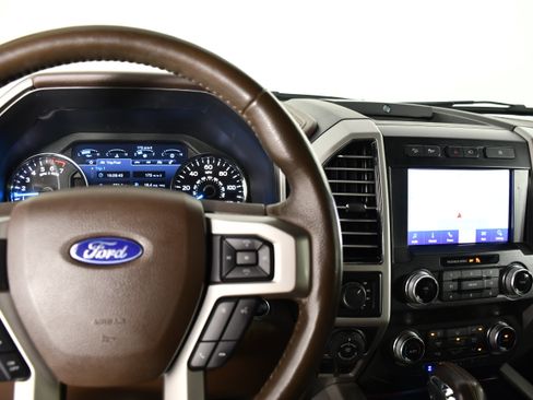 Used 2020 Ford F150 King Ranch w/ Equipment Group 601A Luxury AWD/4WD image 19