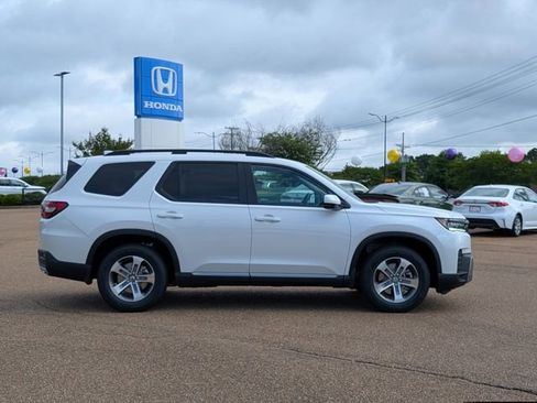 New 2026 Honda Pilot EX-L image 6