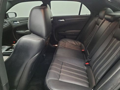 Used 2014 Chrysler 300 S w/ Luxury Group AWD/4WD image 18