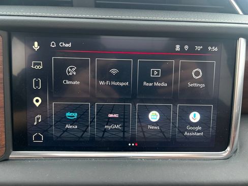 Used 2024 GMC Yukon Denali Ultimate AWD/4WD image 29