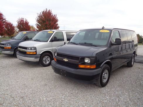Used 2017 Chevrolet Express 2500 LS image 78