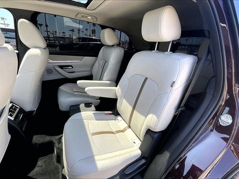 Certified 2024 MAZDA CX-90 Plug-In Hybrid w/ Premium Plus AWD/4WD image 15