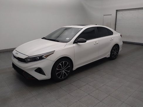 Used 2023 Kia Forte GT-Line w/ GT-Line Premium Package FWD image 2