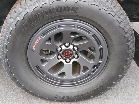 Certified 2025 Nissan Frontier PRO-4X w/ Pro Convenience Package AWD/4WD image 14
