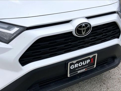 Used 2025 Toyota RAV4 LE image 27