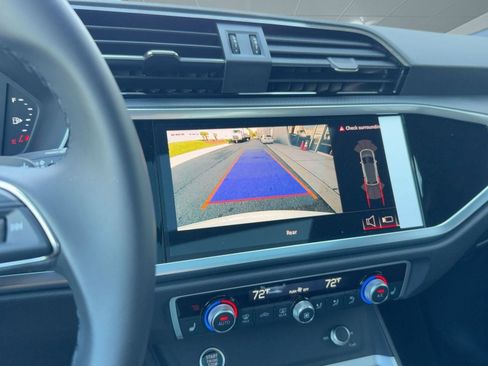 New 2025 Audi Q3 2.0T Premium image 25