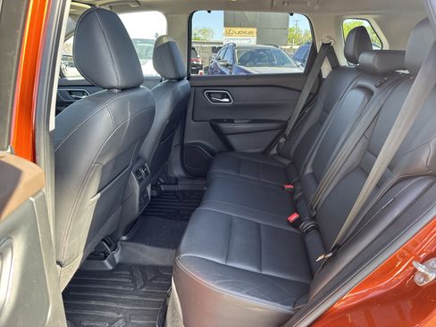 Used 2021 Nissan Rogue SL image 28