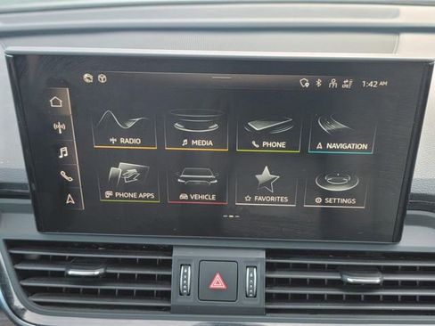 Used 2022 Audi Q5 2.0T Premium Plus w/ Premium Plus Package image 17