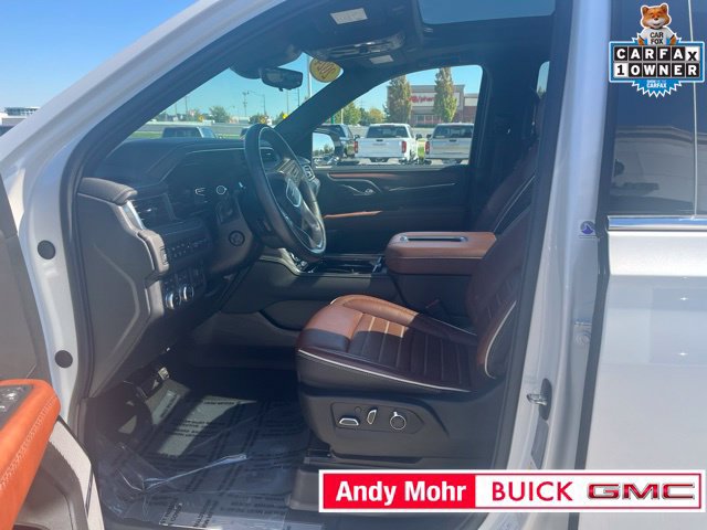 Used 2024 GMC Yukon Denali Ultimate AWD/4WD image 22