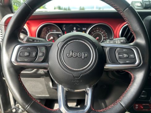 Used 2020 Jeep Wrangler Unlimited Rubicon AWD/4WD image 17