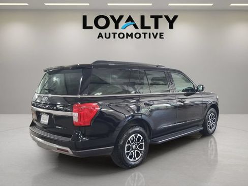 Used 2024 Ford Expedition XLT AWD/4WD image 5