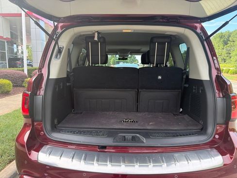 Used 2021 INFINITI QX80 Premium Select w/ All-Season Package RWD image 8