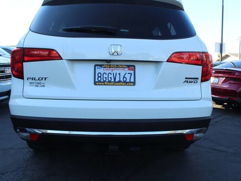 Used 2018 Honda Pilot Touring image 16