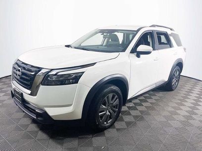 Certified 2025 Nissan Pathfinder SV