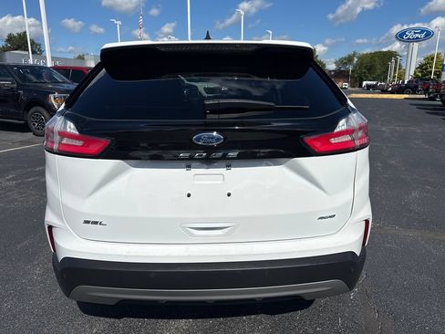 Used 2024 Ford Edge SEL AWD/4WD image 8
