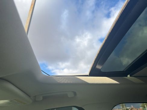 Used 2015 Ford Escape SE image 8