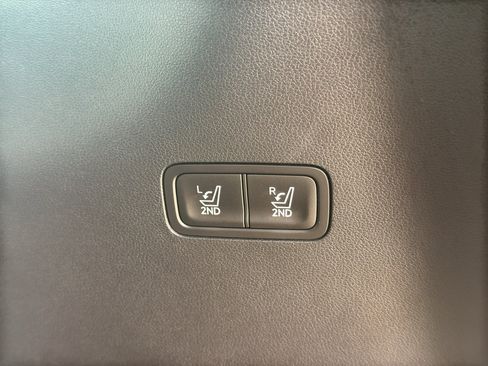 Used 2024 Hyundai Santa Fe Limited FWD image 36